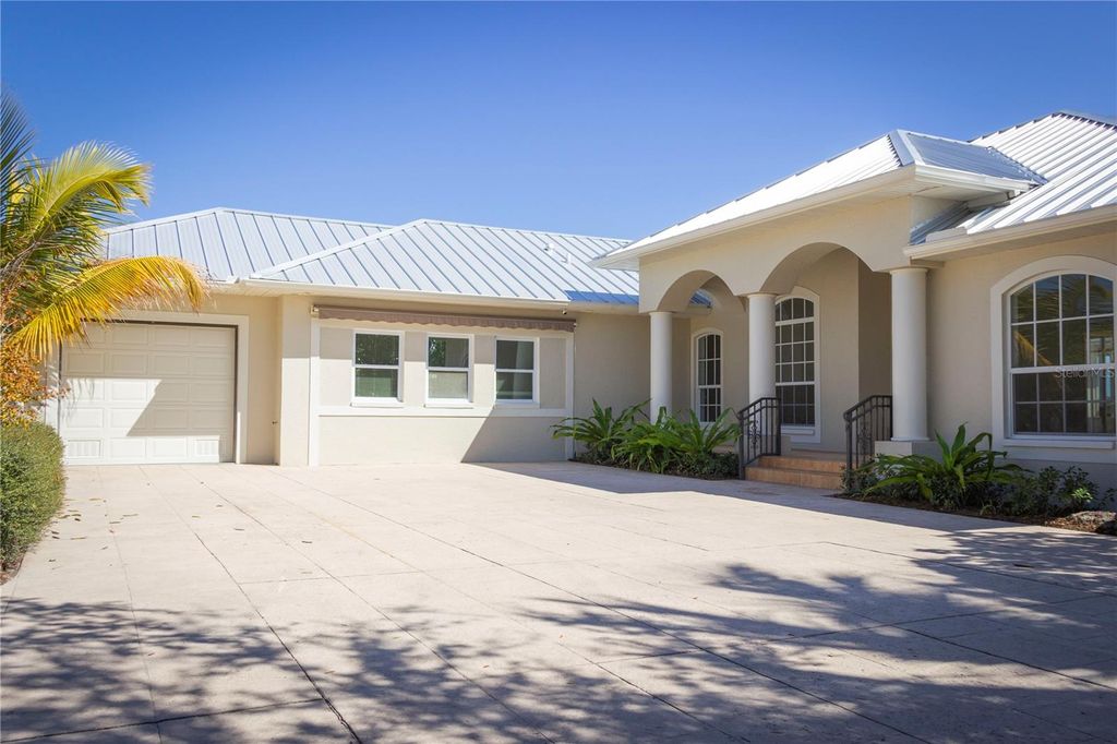 Photo of 3656 Peace River Drive, Punta Gorda, FL 33983 (MLS # C7521812)