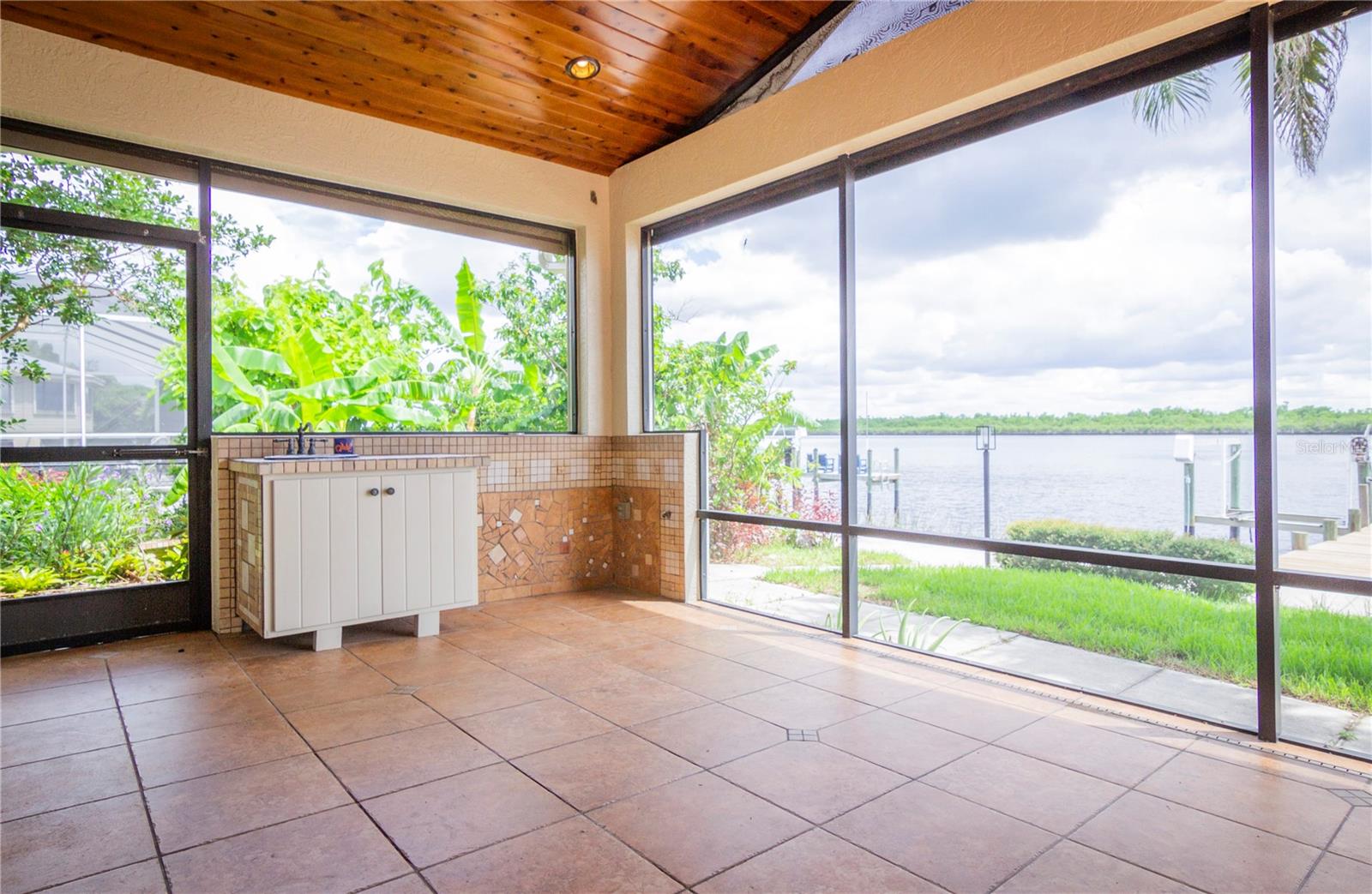 HRBR HEIGHTS - Residential