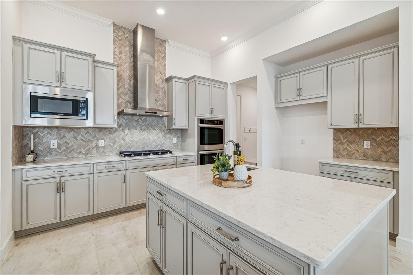 MARISOL POINTE AT MIRABAY - Residential