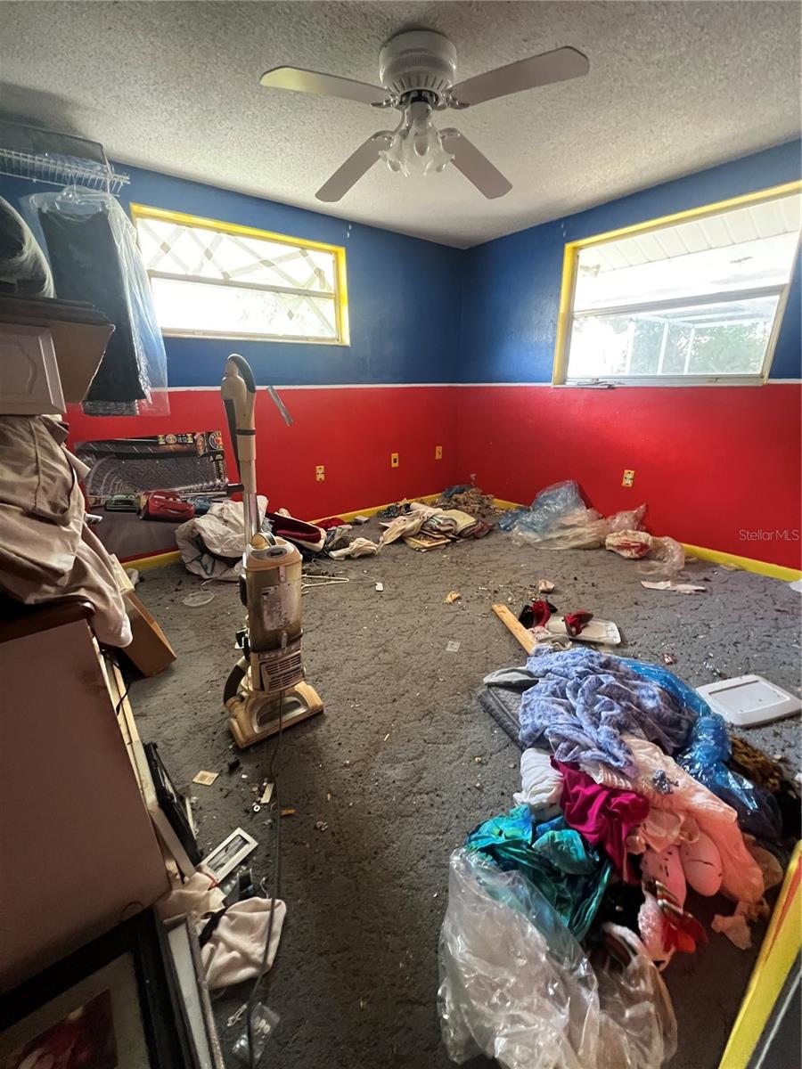 EMBASSY HILLS - Residential