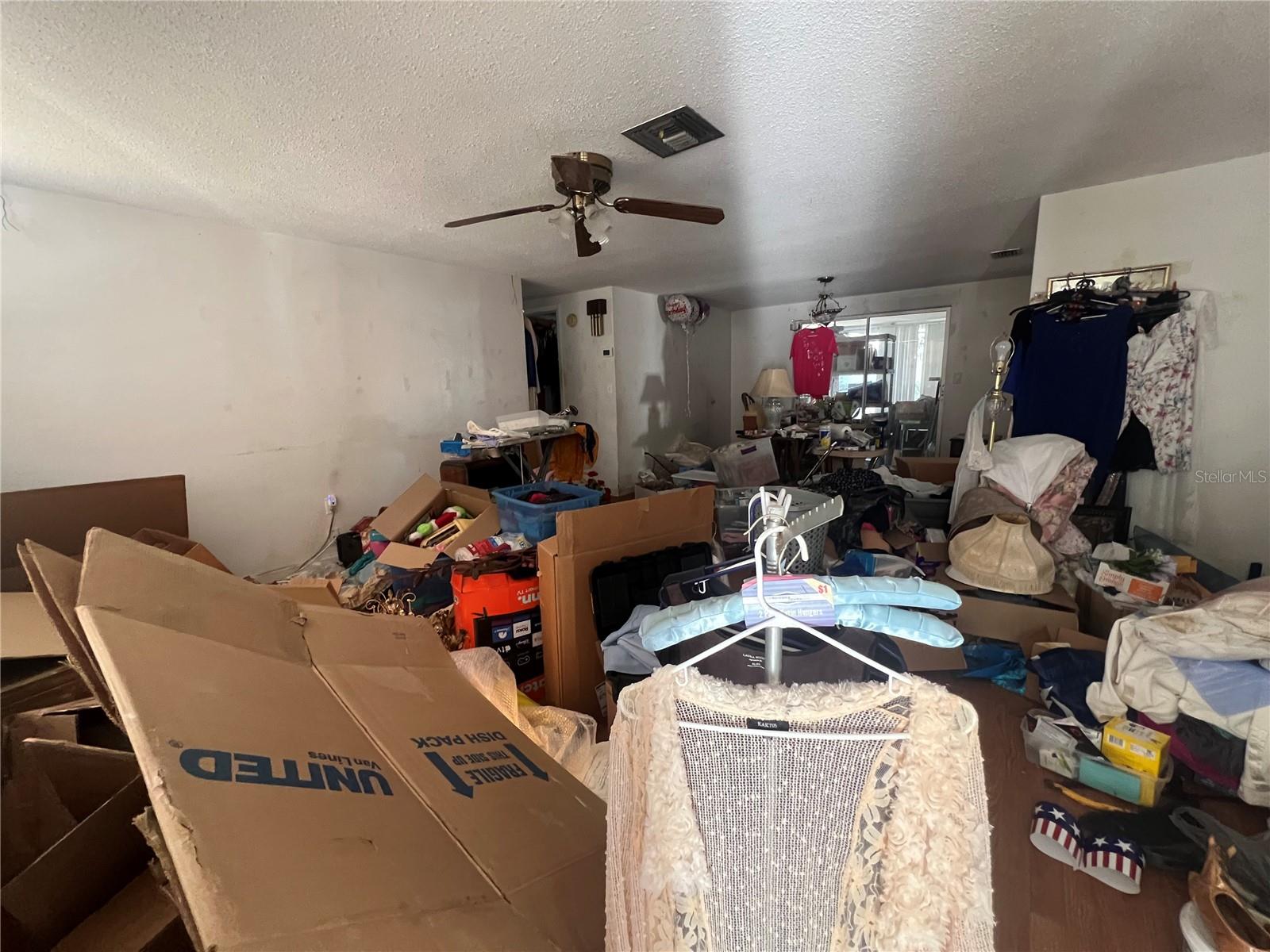 EMBASSY HILLS - Residential