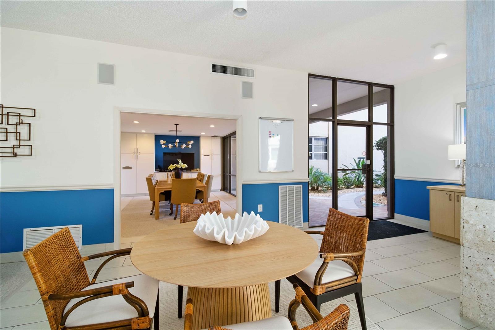THE RIVERVIEW - Residential