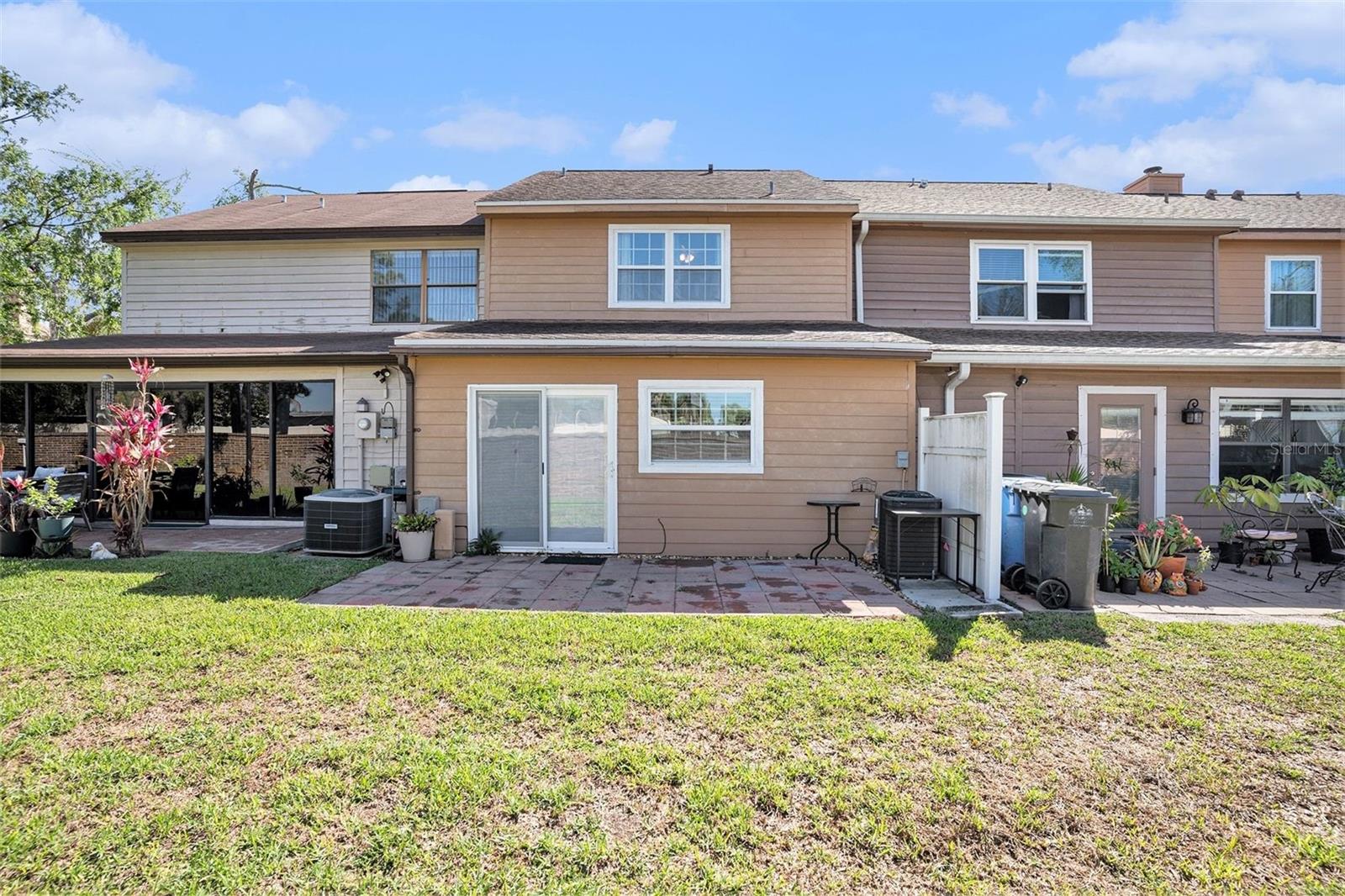 TURNER TRACE UNIT ONE - Residential