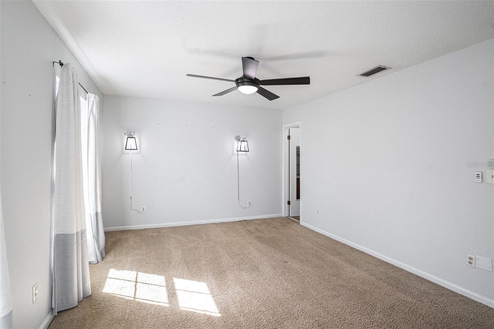 TURNER TRACE UNIT ONE - Residential