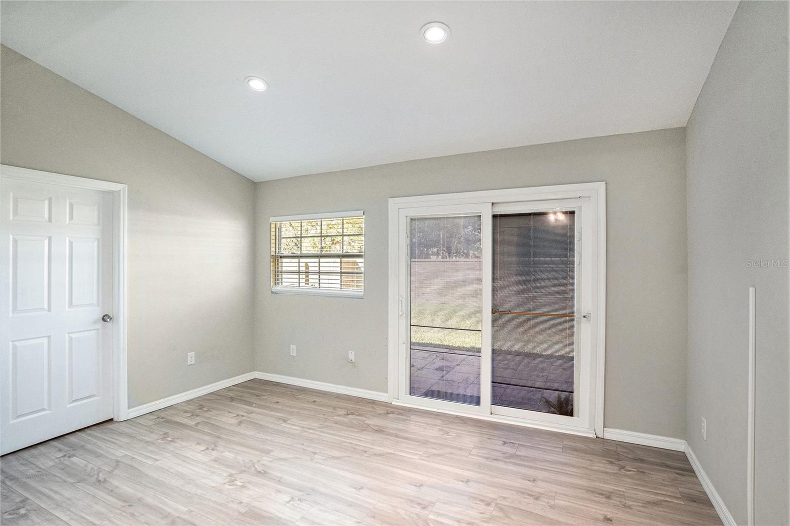 TURNER TRACE UNIT ONE - Residential