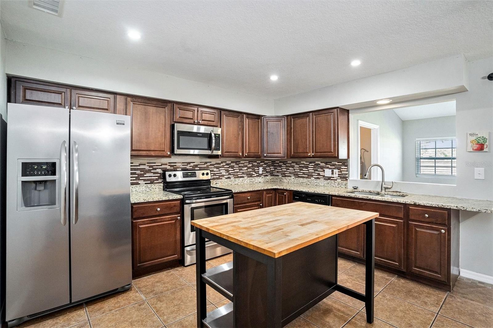 TURNER TRACE UNIT ONE - Residential