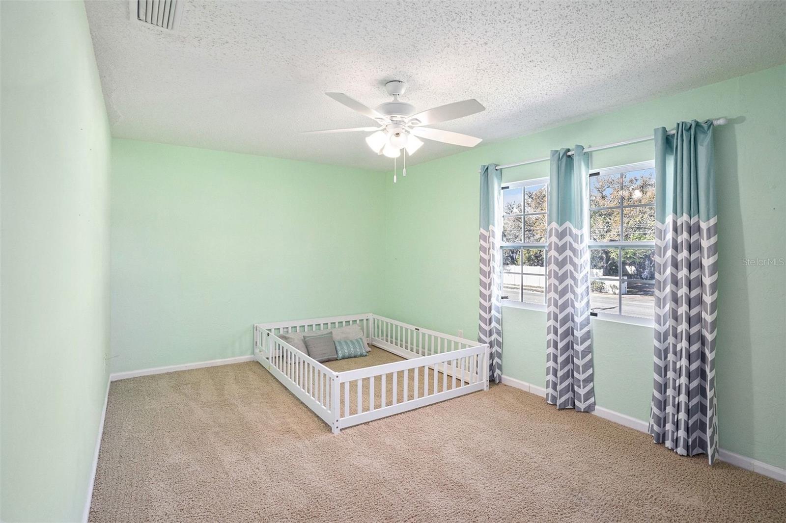 TURNER TRACE UNIT ONE - Residential