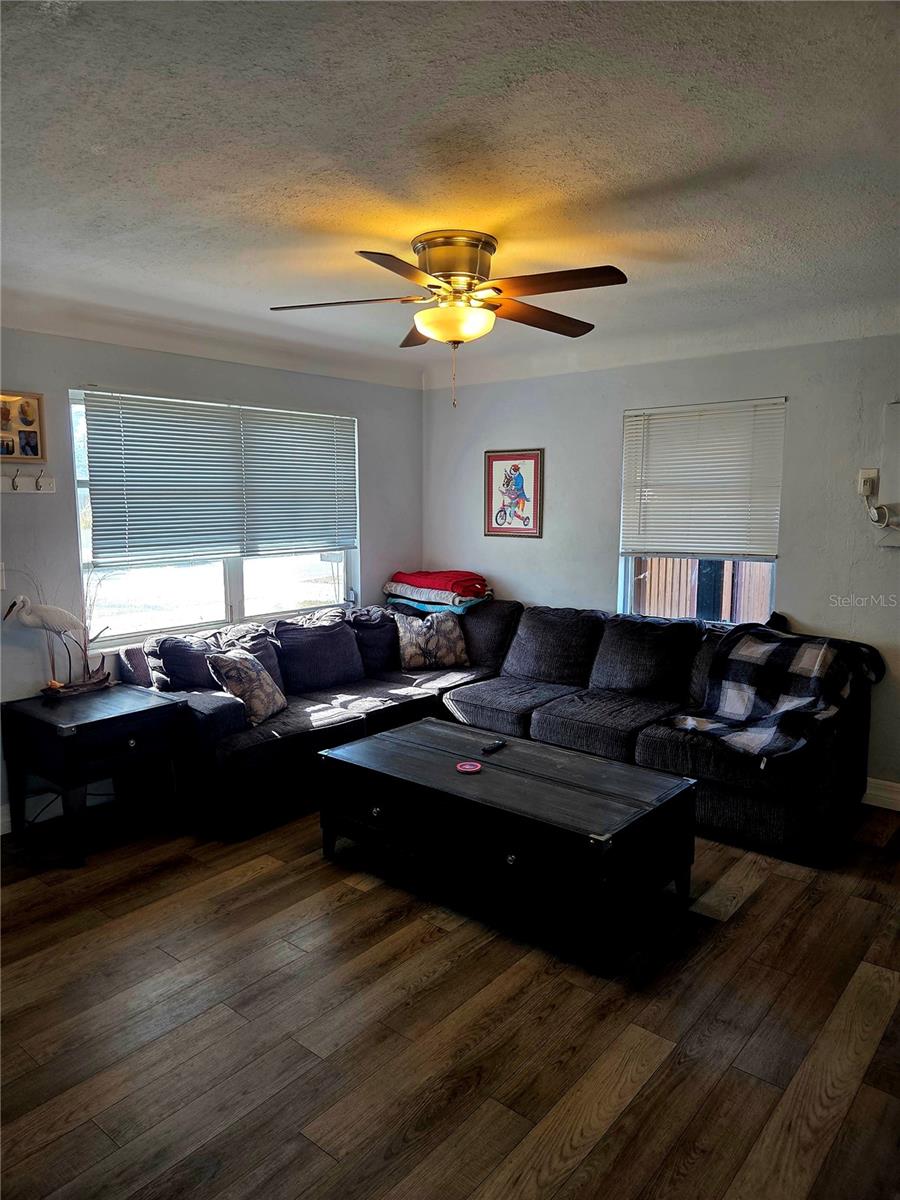 VICTORY HEIGHTS - Residential