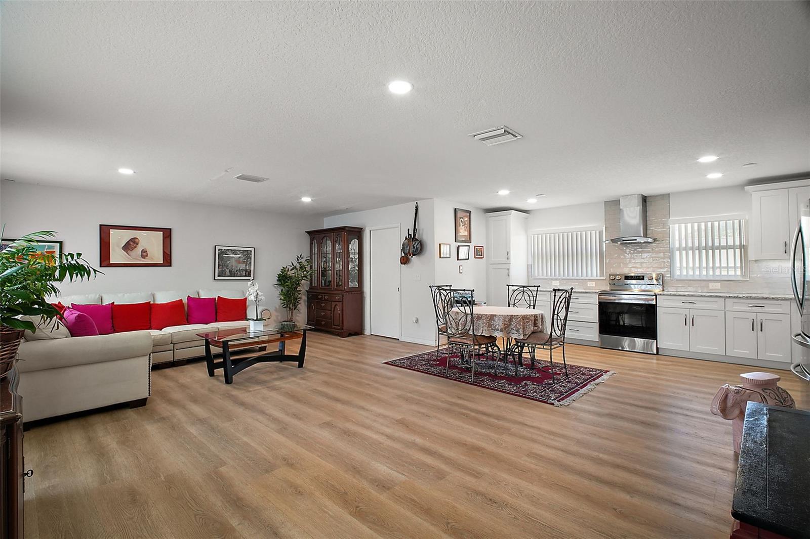 226 CARDINAL DRIVE