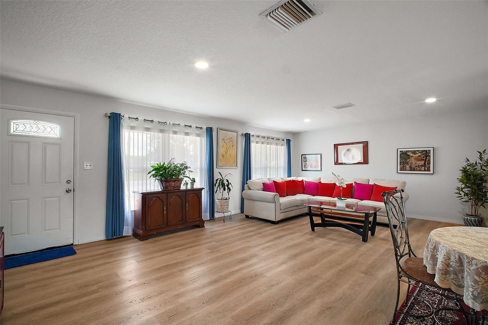 226 CARDINAL DRIVE