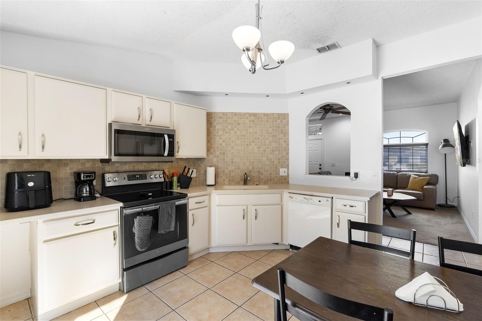 DELTONA LAKES UNIT 21 - Residential