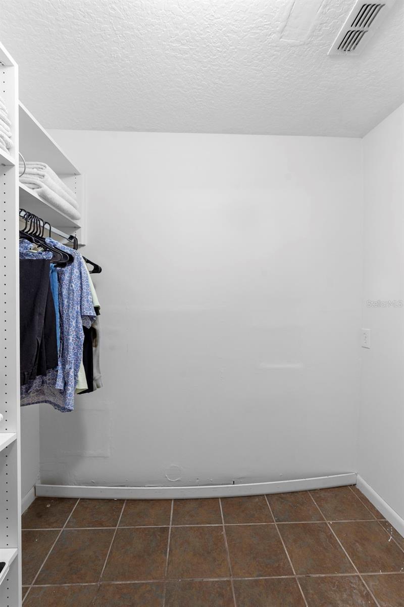 DELTONA LAKES UNIT 21 - Residential