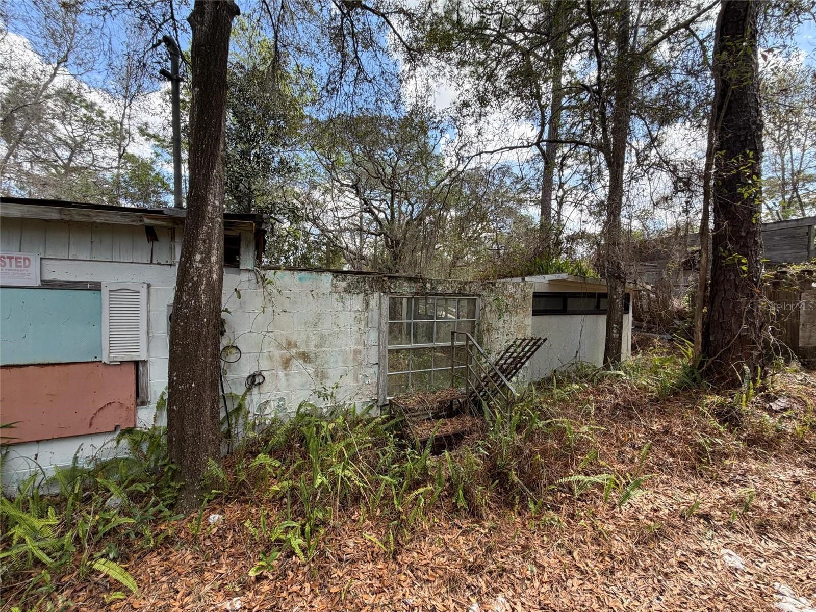 PINE TREE VILLAS UNREC - Residential