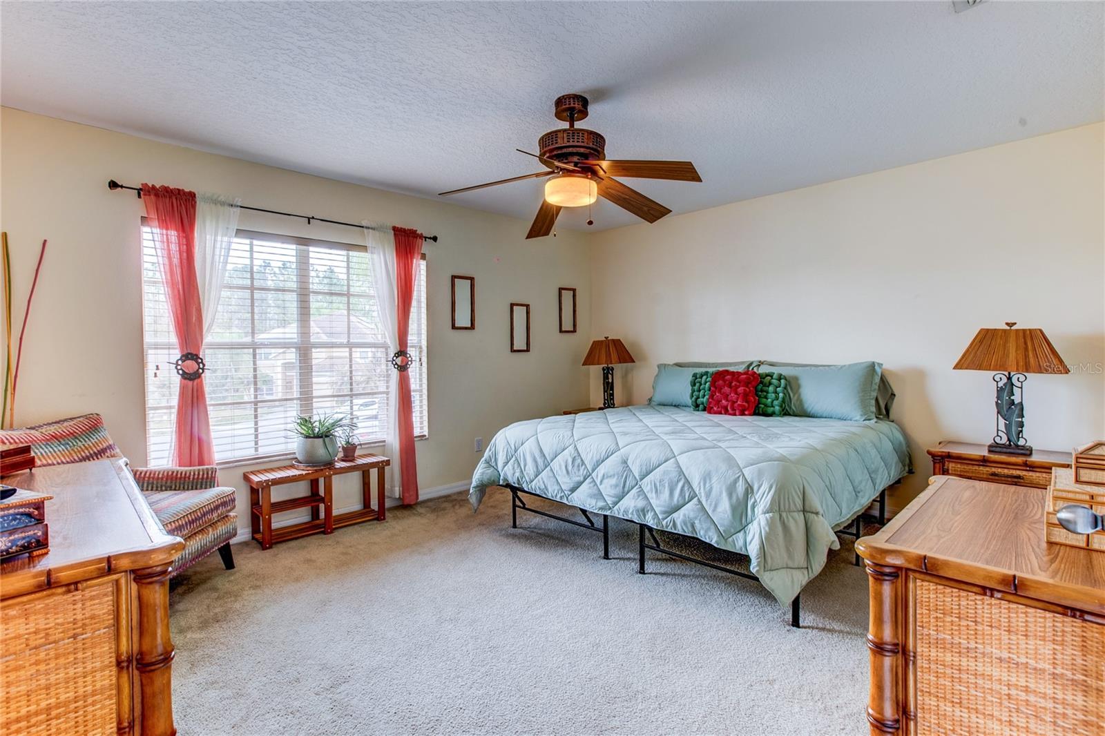 AVALON LAKES PH 02 VLGS E & H - Residential