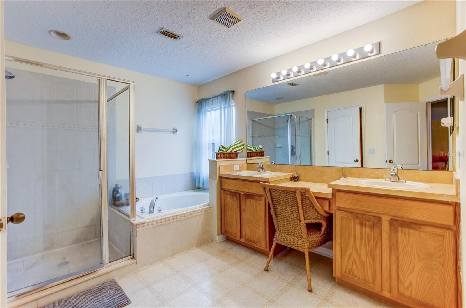 AVALON LAKES PH 02 VLGS E & H - Residential