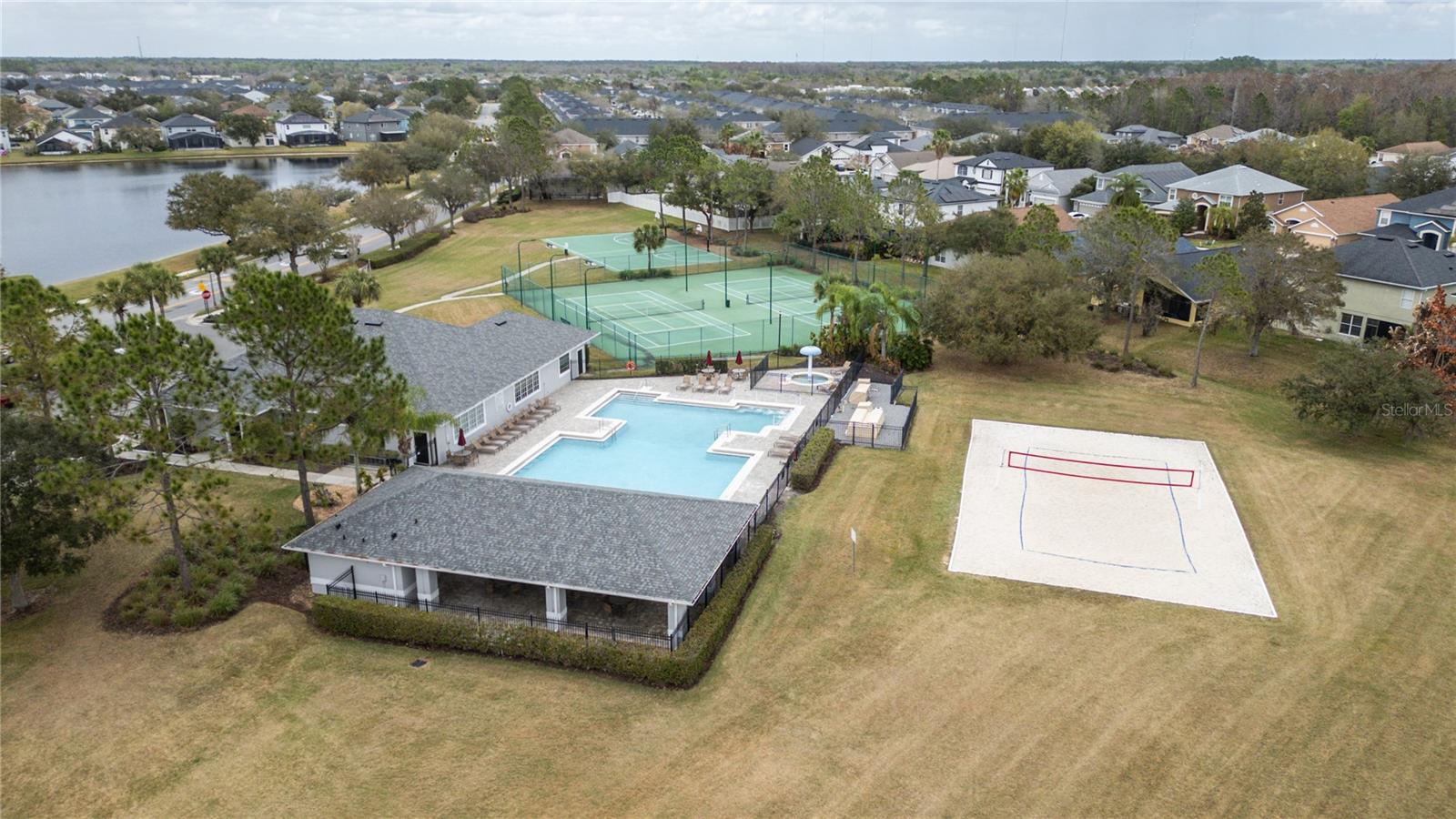 AVALON LAKES PH 02 VLGS E & H - Residential