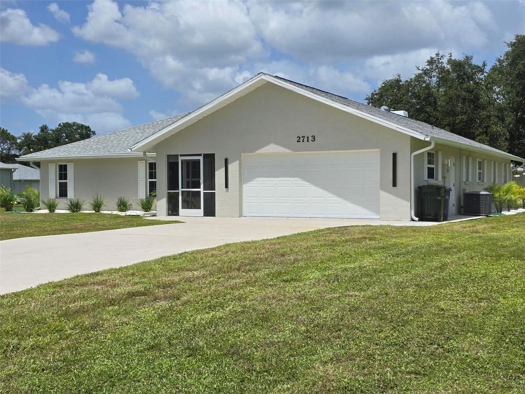 Photo of 2713 Hermitage Boulevard, Venice, FL 34292 (MLS # A4659546)