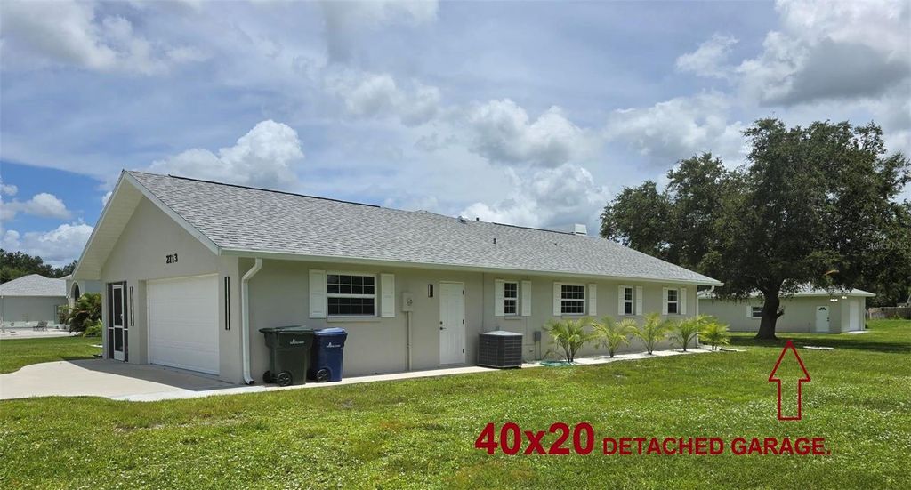 Photo of 2713 Hermitage Boulevard, Venice, FL 34292 (MLS # A4659546)