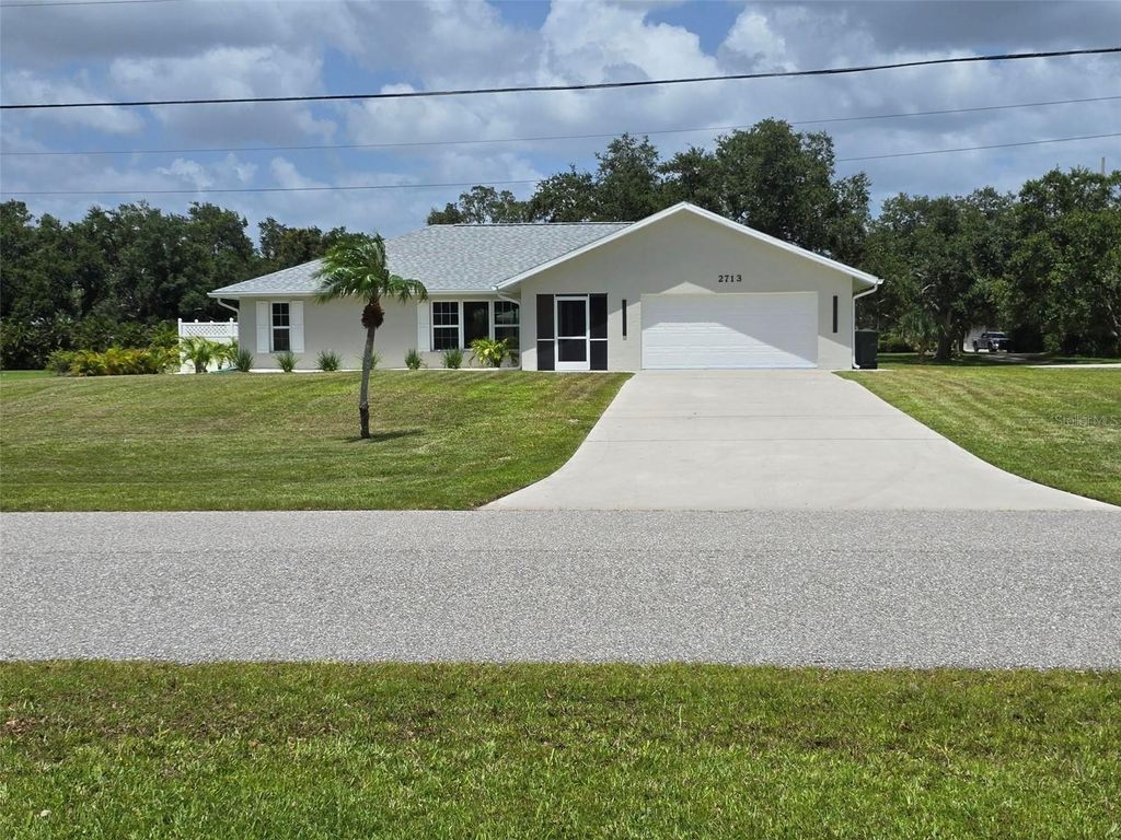 Photo of 2713 Hermitage Boulevard, Venice, FL 34292 (MLS # A4659546)