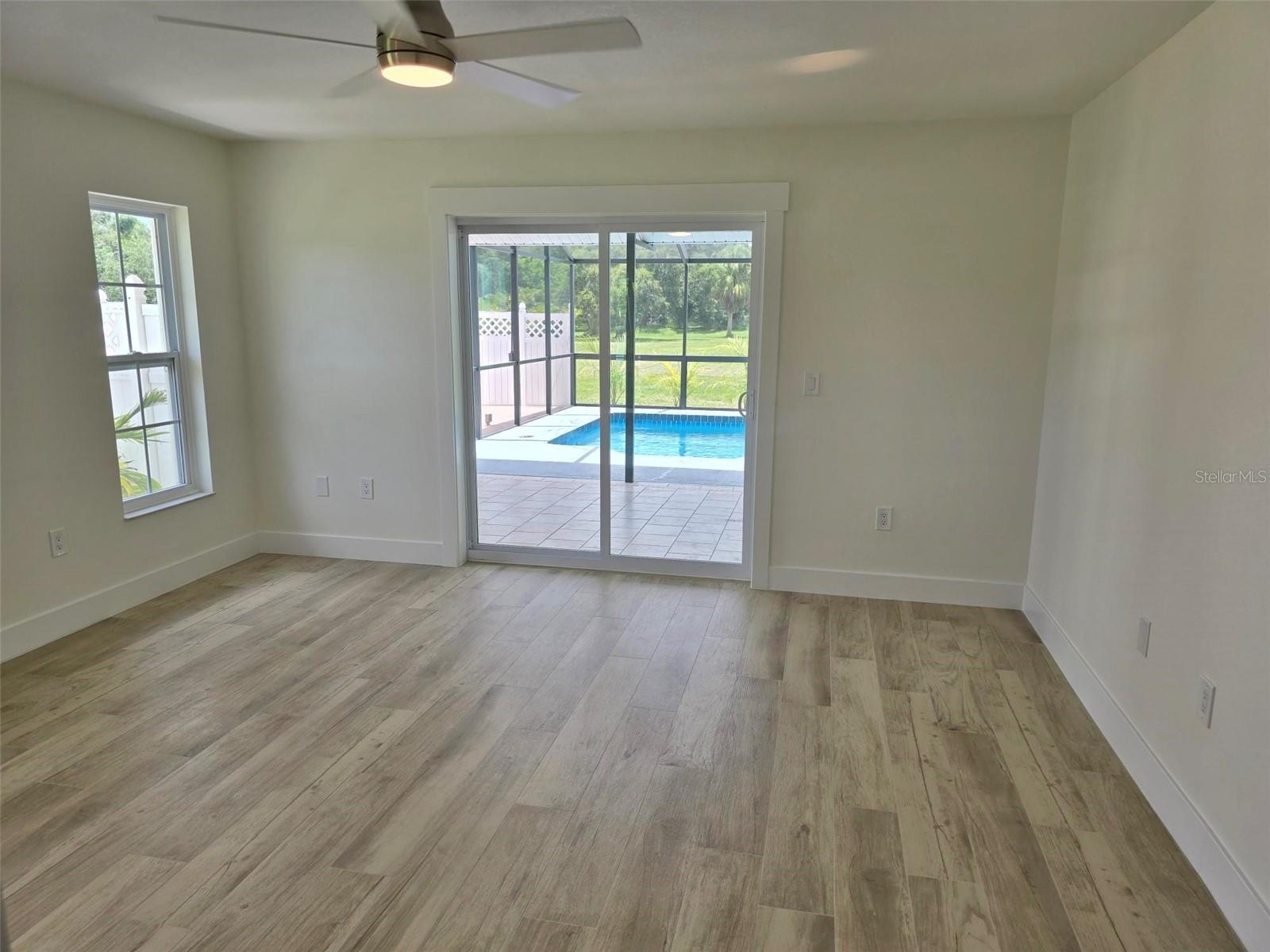 VENICE ACRES - Residential