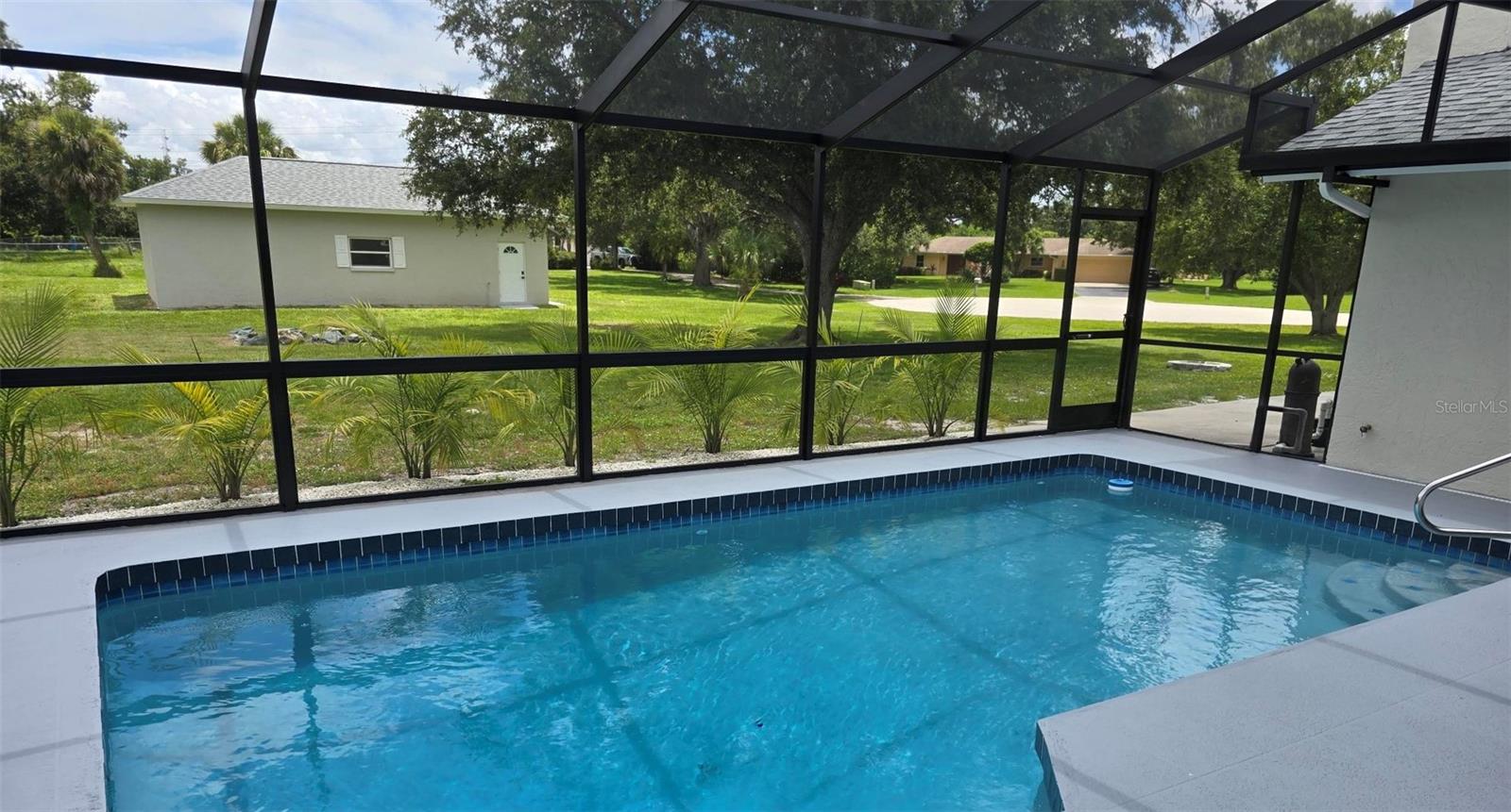 VENICE ACRES - Residential