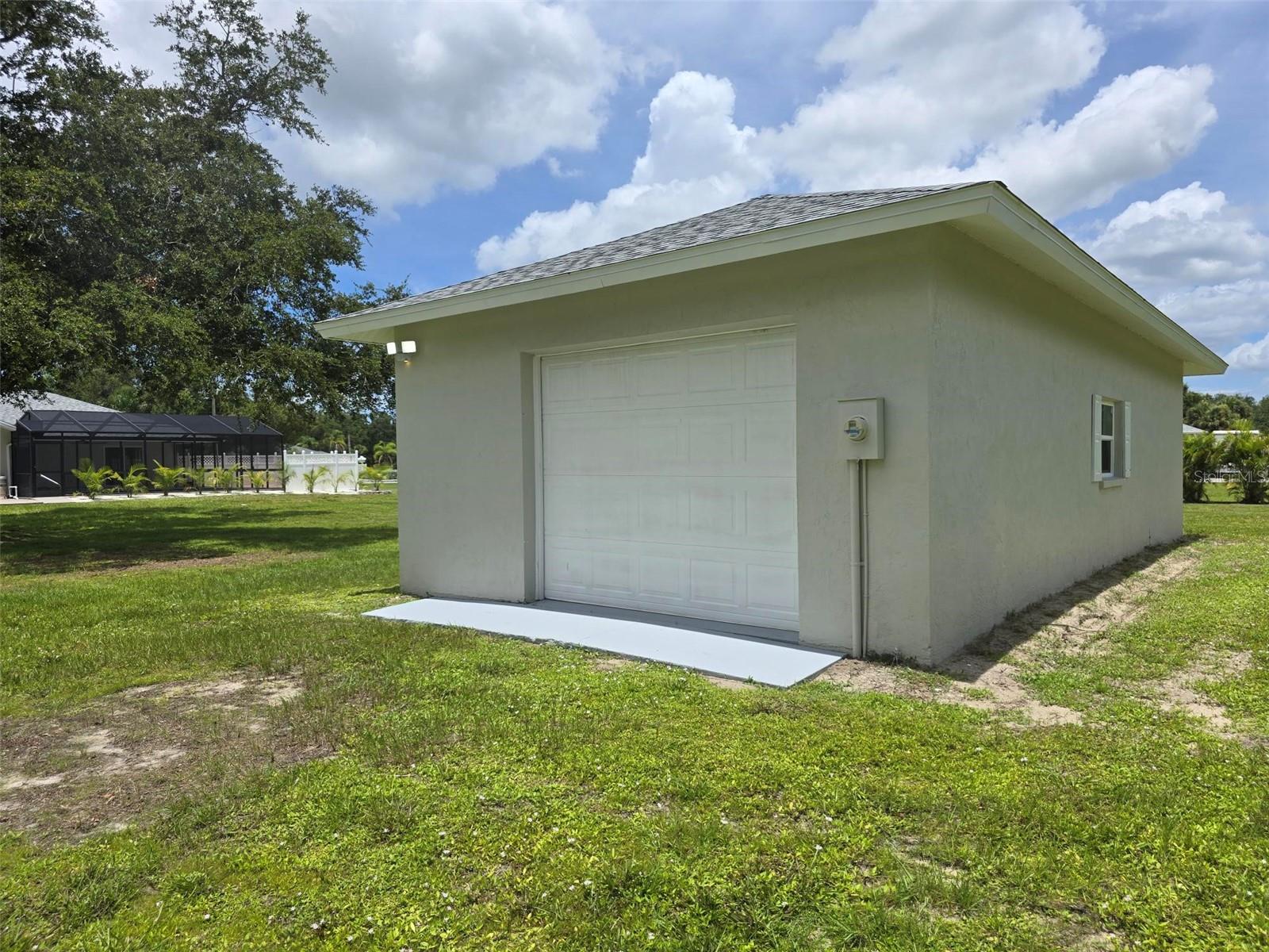 VENICE ACRES - Residential