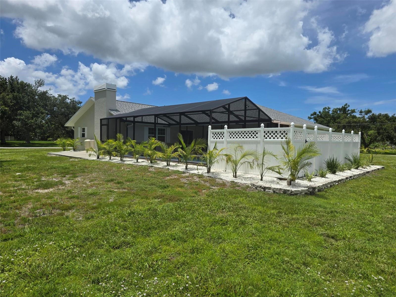 VENICE ACRES - Residential