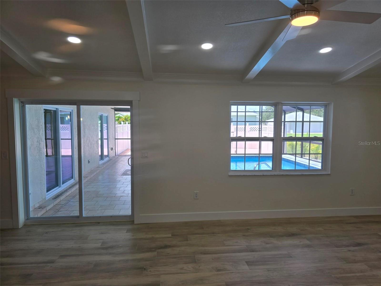 VENICE ACRES - Residential
