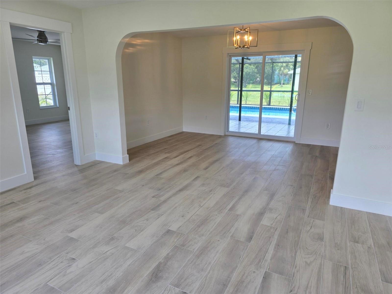 VENICE ACRES - Residential