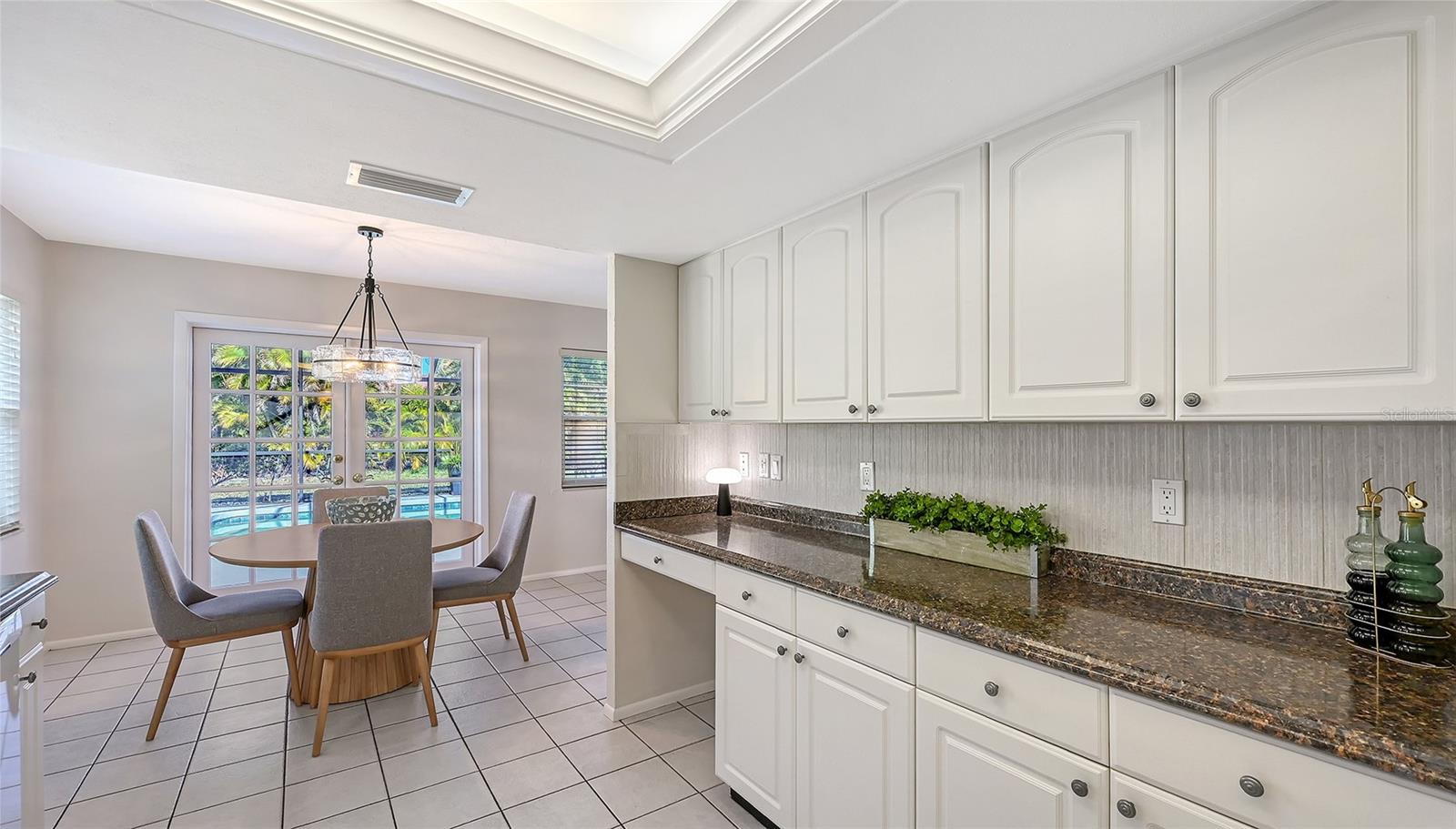 GULF GATE WOODS - Residential