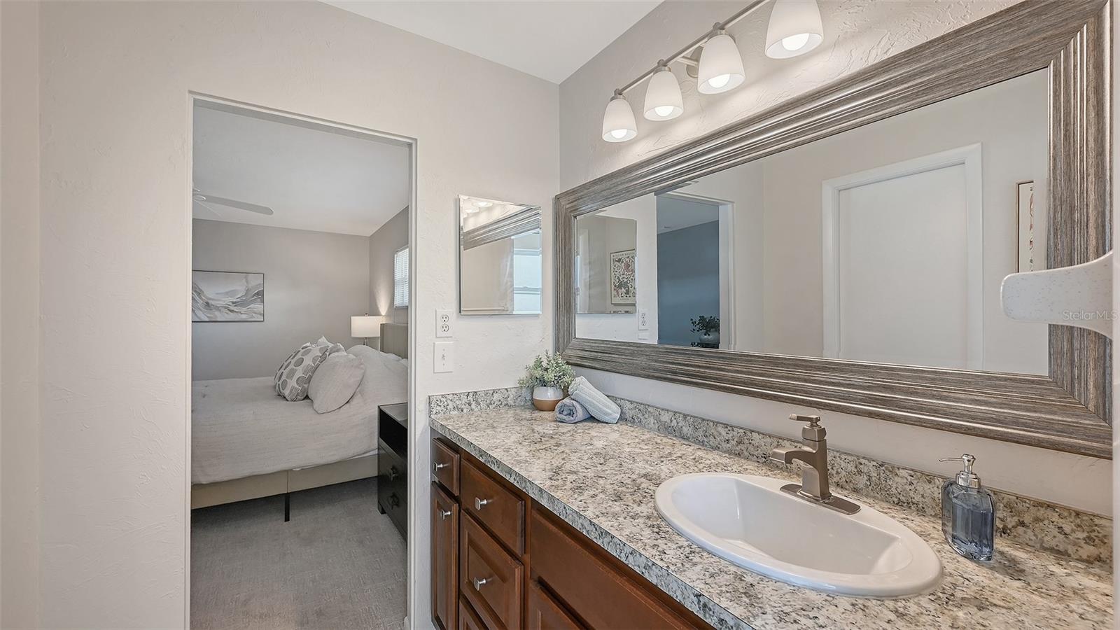 GULF GATE WOODS - Residential