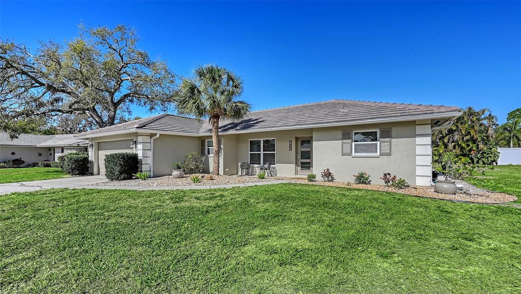 Photo of 7480 Blaine Way, Sarasota, FL 34231 (MLS # A4687247)