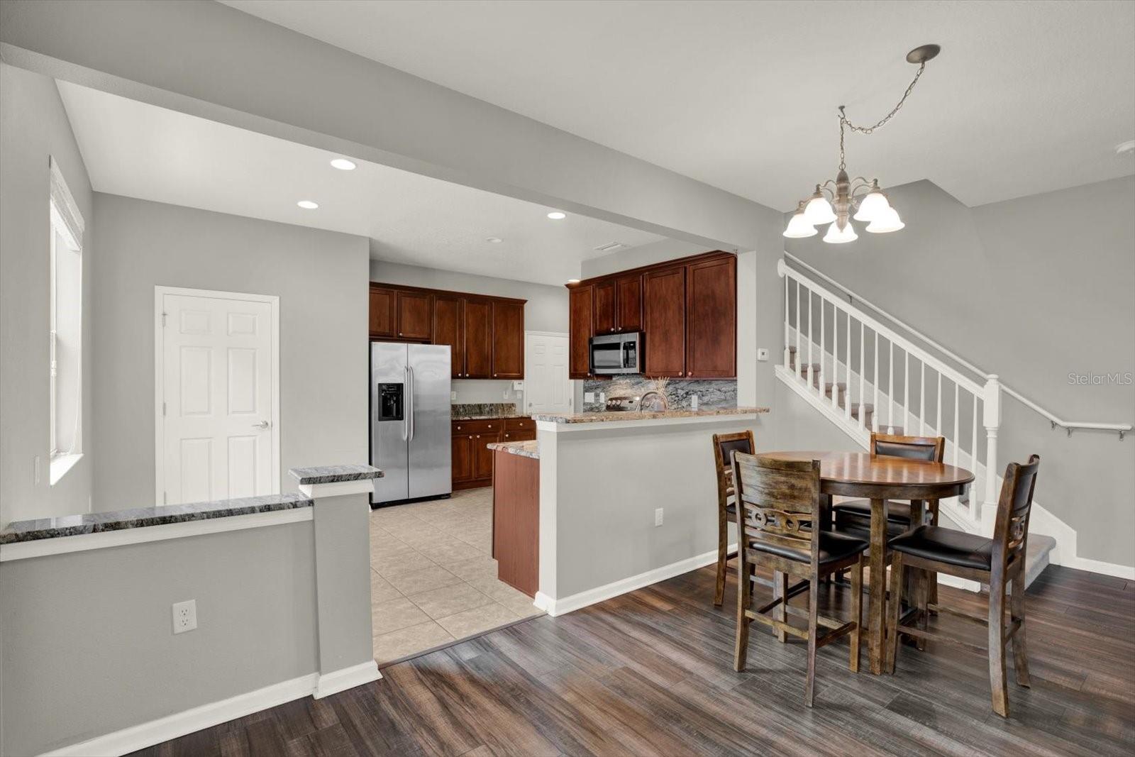 VENTURA BAY TWNHMS - Residential