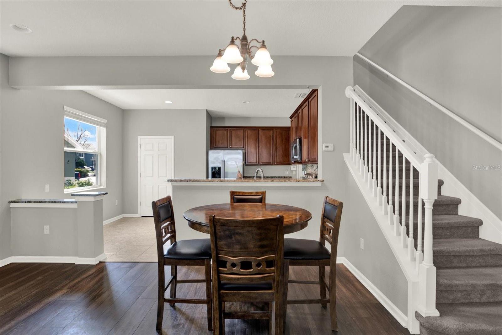 VENTURA BAY TWNHMS - Residential