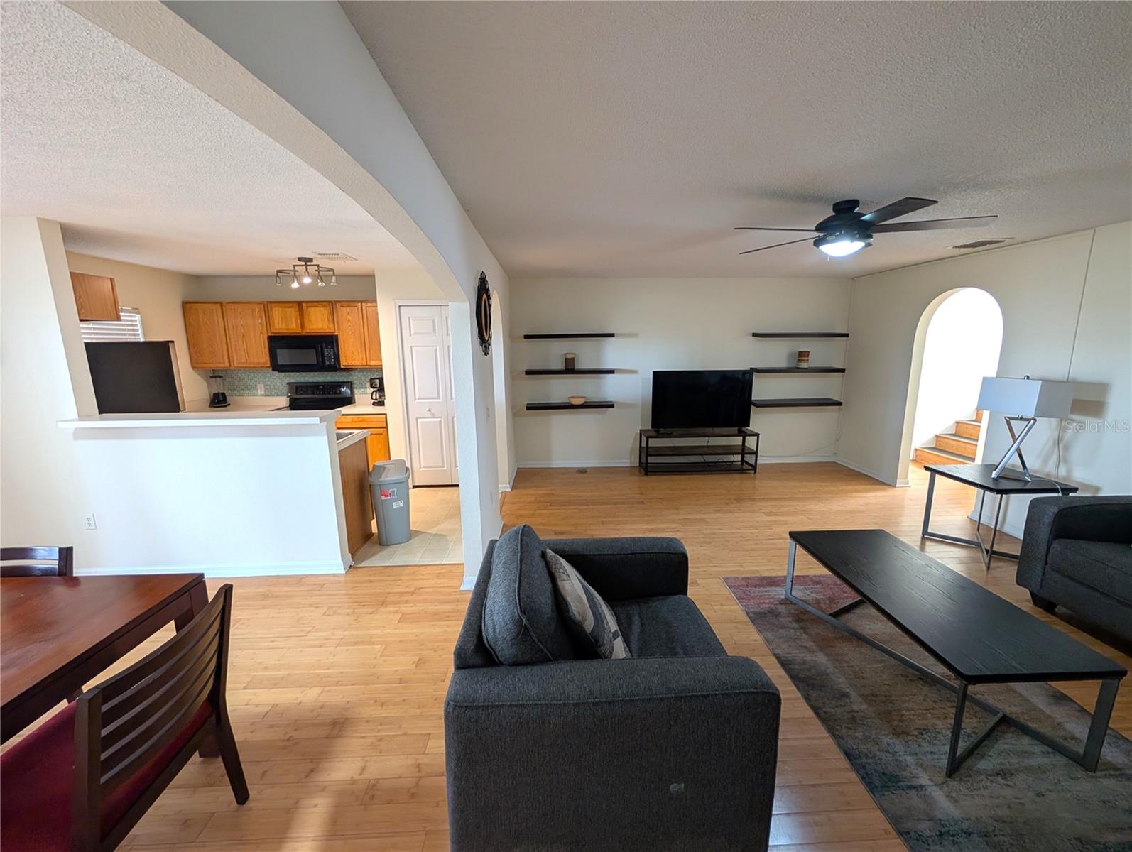 ASHBURN SQUARE TWNHMS - Residential Lease