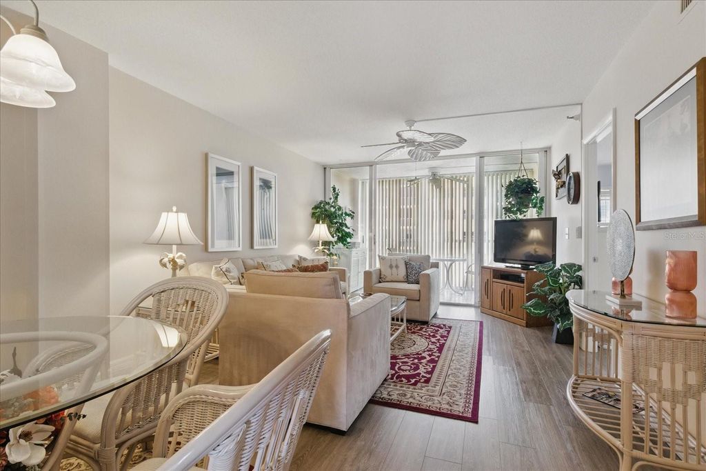 Photo of 244 Saint Augustine Ave #605, Venice, FL 34285 (MLS # N6138507)