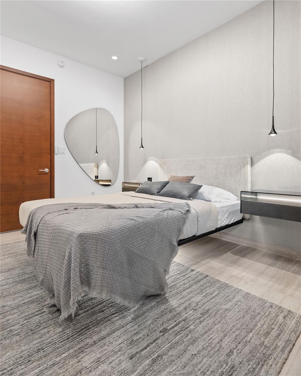 THE ISLES RESIDENCES AT DORADO BEACH - Residential