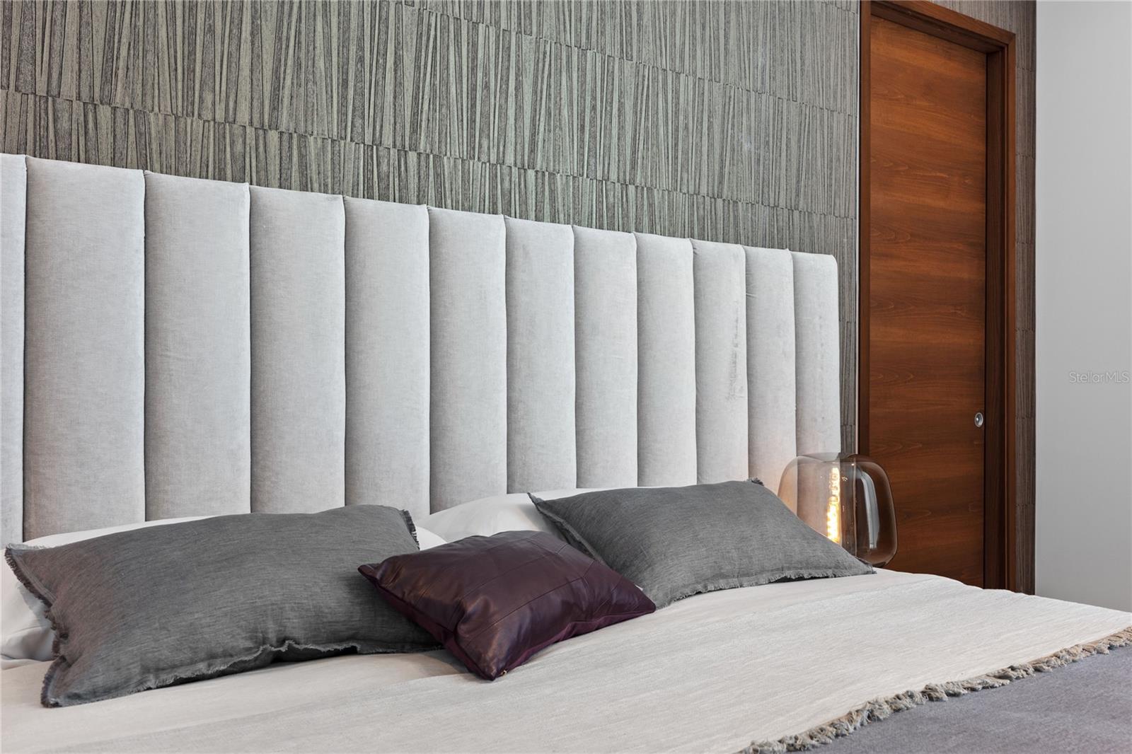 THE ISLES RESIDENCES AT DORADO BEACH - Residential