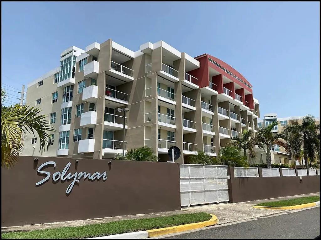 Discover the beauty of Rincón from this stylish and comfortable 4th-floor apartment, accessible by elevator and packed with amenities to elevate your stay. Enjoy a refreshing dip in the pool, fire up the BBQ in the poolside gazebo, and rest easy knowing the building has a full power generator for all units.
Just a one-minute walk from the pristine waters of Rincón’s beach, this suite offers breathtaking ocean views and unforgettable sunsets. Located in a peaceful and exclusive area, you’ll be within close to, grocery stores, restaurants, pubs, and local attractions—close to everything, yet perfectly tucked away.
The suite is thoughtfully designed with comfort in mind and features:
??? Air-conditioned bedrooms with ceiling fans, TVs, spacious closets, and high-comfort mattresses
?? Fully equipped kitchen
?? Separate laundry area with washer-dryer combo
??? Beach chairs and BBQ grill
?? Modern furnishings and exceptional amenities
Whether you're lounging by the pool, enjoying a sunset stroll on the beach, or exploring the vibrant town, this condo has everything you need for a marvelous stay.
Amenities include: ?? Swimming pool | ?? BBQ grill | ?? Ocean view | ?? Elevator | ?? Two parking spaces | ?? Gazebo