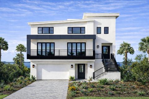 6043 BAYOU GRANDE BOULEVARD NE ST PETERSBURG FL 33703