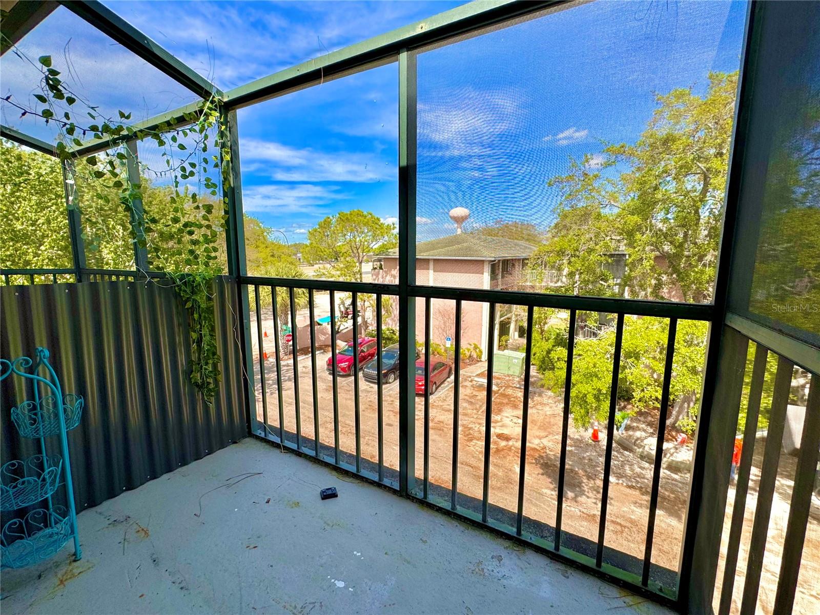 WATERSIDE AT CRANES ROOST A CONDO COMMUNITY - Residential