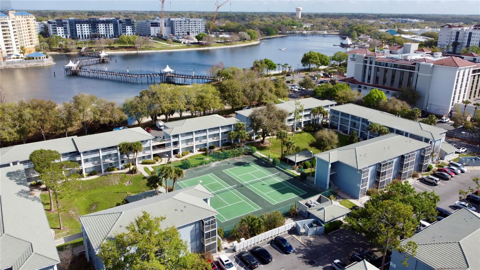 WATERSIDE AT CRANES ROOST A CONDO COMMUNITY - Residential