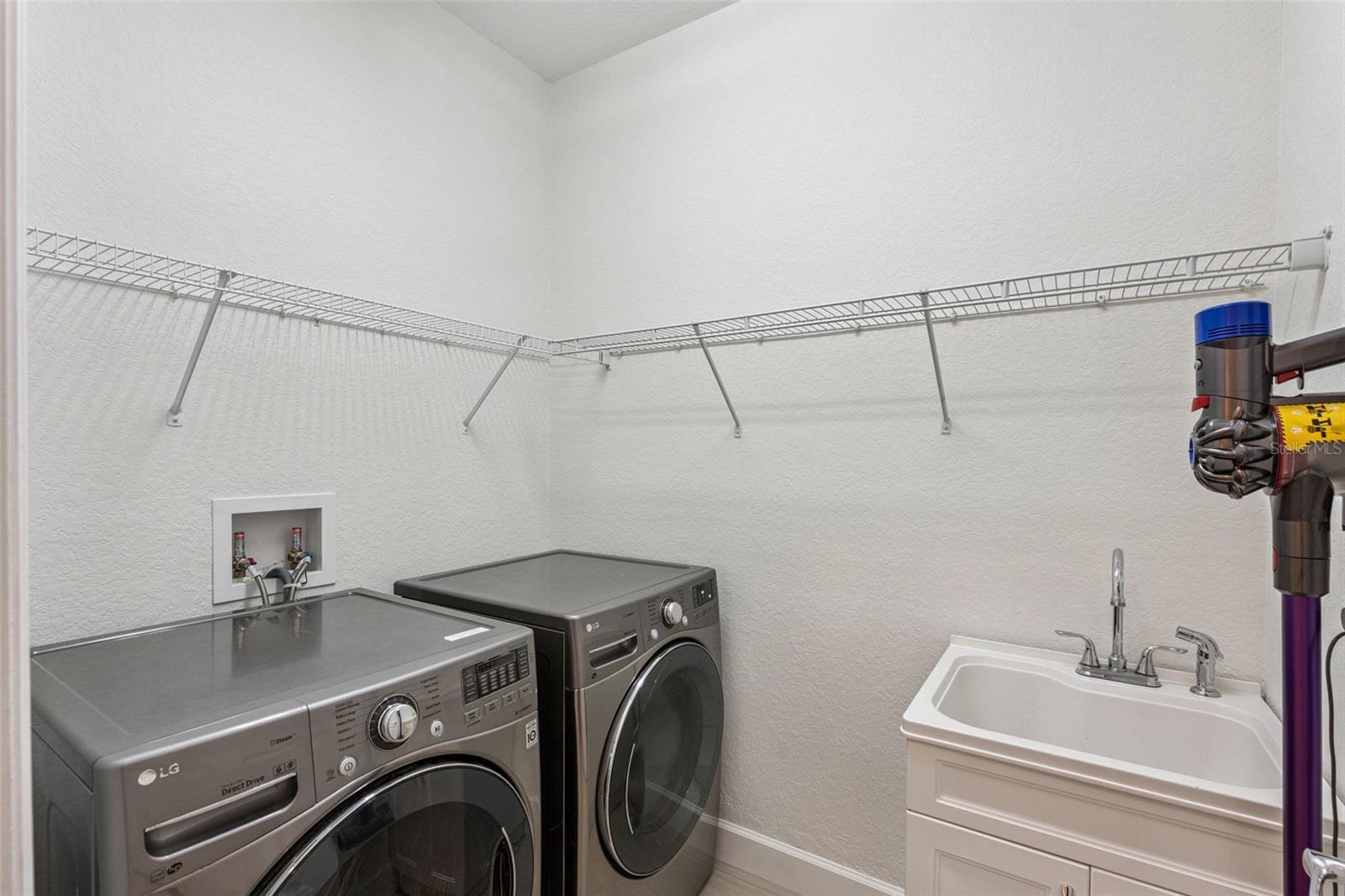 POINT CYPRESS - Residential Lease