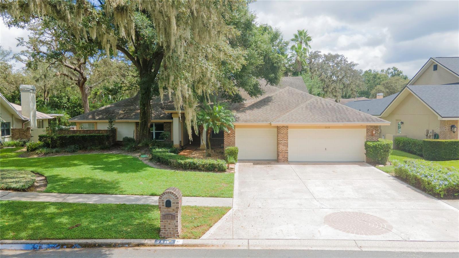 Welcome to Mason Oaks, one of the most sought-after neighborhoods in the area! Homes here rarely come available, and this one is a true gem. With extremely low HOA fees, no CDD, and a quiet street with minimal traffic, this property offers both comfort and convenience.
This beautiful private pool home features 4 spacious bedrooms, 3 full bathrooms, and a 3-car garage, all set on a generous .33-acre lot. Inside, you’ll find a thoughtfully designed split floor plan with over 2,641 sq. ft. of living space (and 4,100 total sq. ft.), updated interiors, and no carpet throughout the home. The roof was replaced in 2019, giving you peace of mind for years to come. Families will appreciate some of the county's best schools nearby, and everyone will appreciate the quiet, established community. This is one of the most aggressively priced homes in the market today, and with motivated sellers, it’s an incredible opportunity. Don’t wait — homes in Mason Oaks don’t stay on the market long. Schedule your showing today before this one is gone! All room measurements to be verified by buyers.