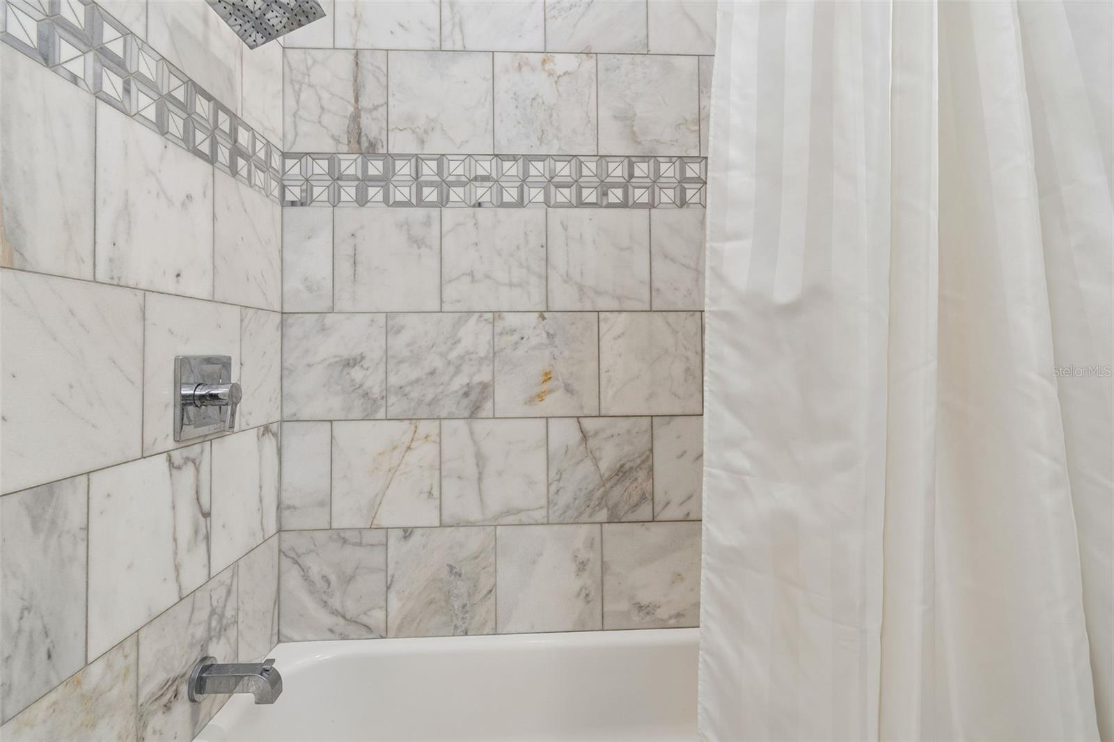 DREWS JOHN H SUB BLKS 1 TO 10 - Residential