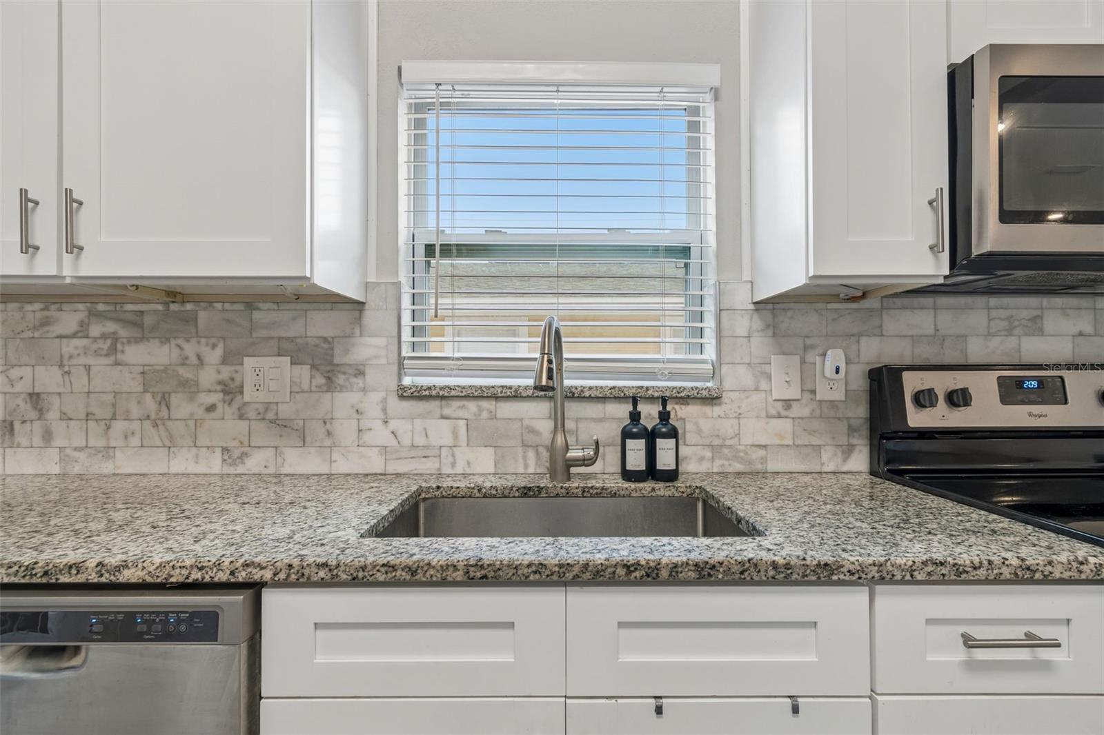 DREWS JOHN H SUB BLKS 1 TO 10 - Residential