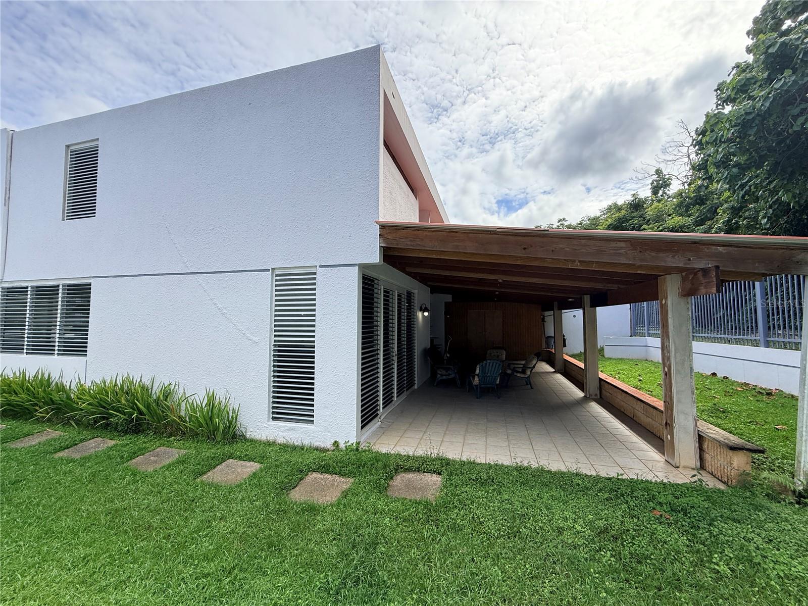 QUINTAS REALES - Residential