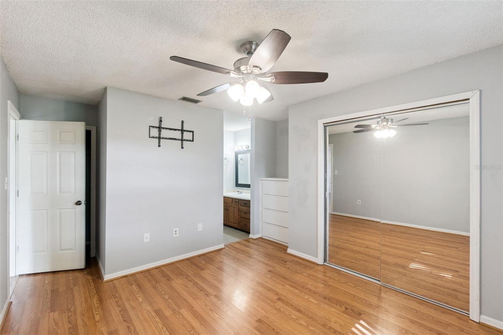 SUMMIT CHASE VILLAS PH 01 - Residential