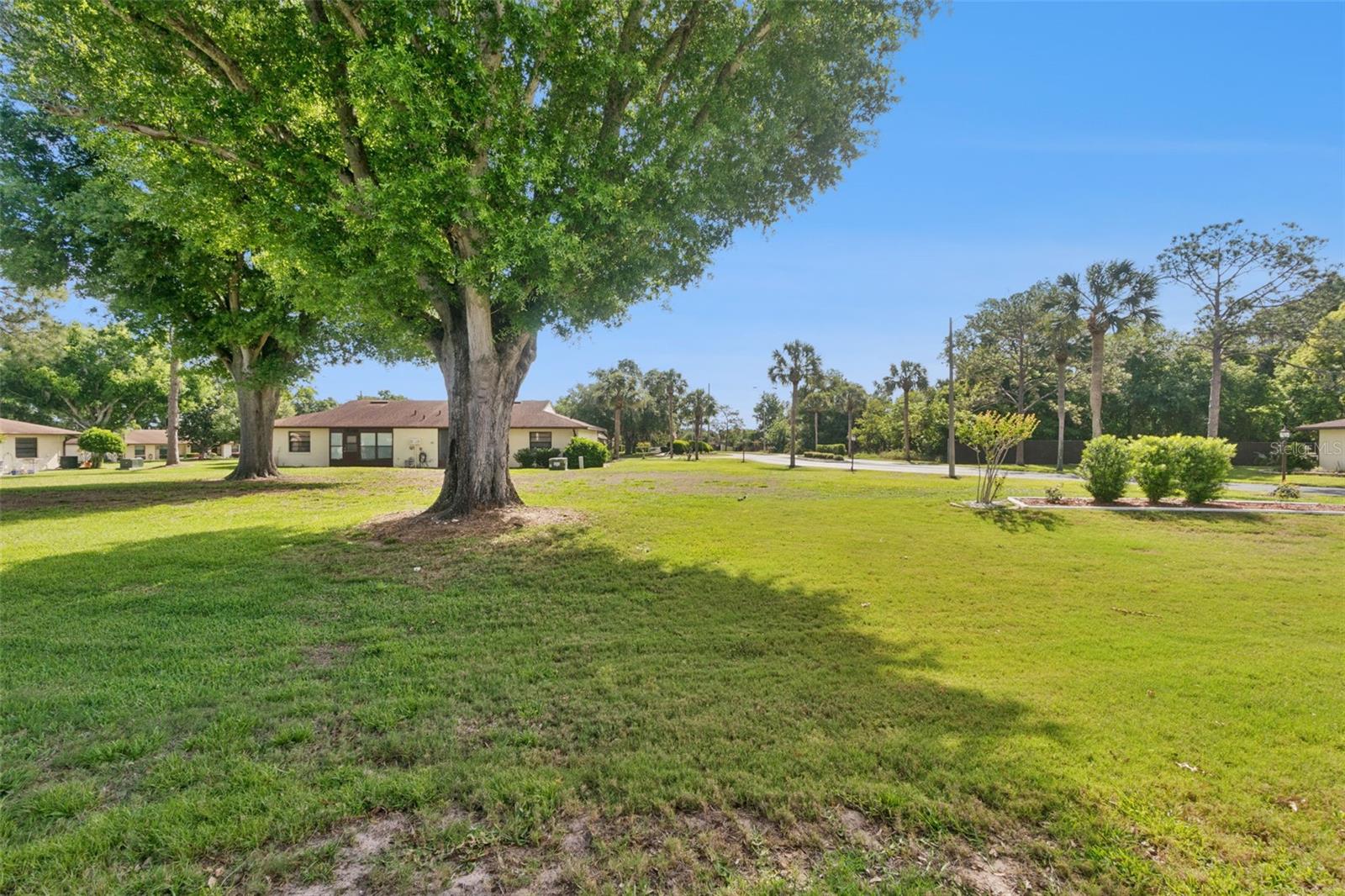 SUMMIT CHASE VILLAS PH 01 - Residential