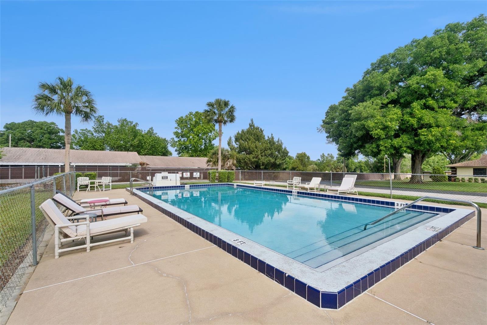 SUMMIT CHASE VILLAS PH 01 - Residential